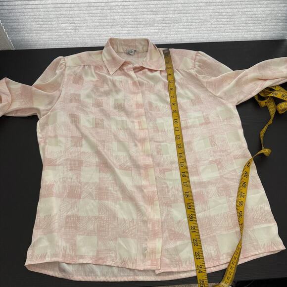Vintage Lloyd Williams Pink & Cream Satin Button Front Career Blouse Size 4 FLAW - Picture 14 of 15